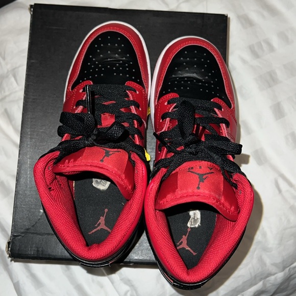 Nike or Jordan ones - Picture 5 of 10